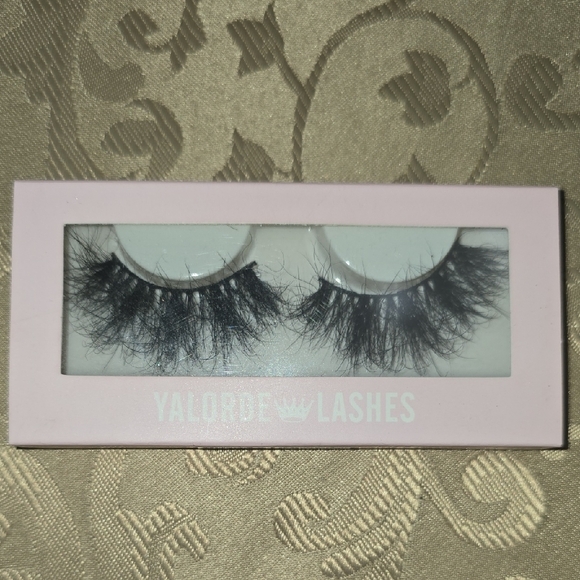 3D Mink Luscious False Eyelashes - Picture 9 of 12